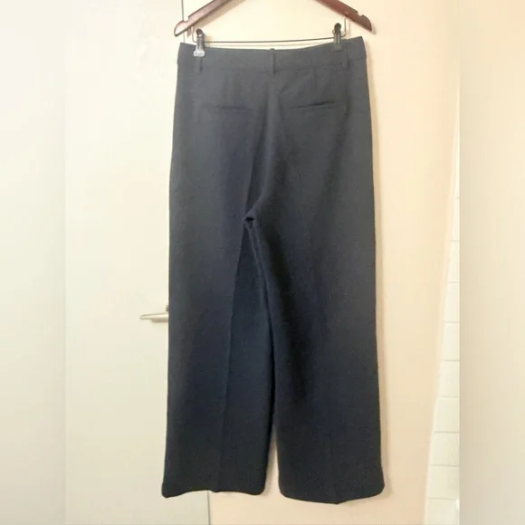 Aritzia Effortless Wider Pant in Dark Night Navy - Picture 3 of 5
